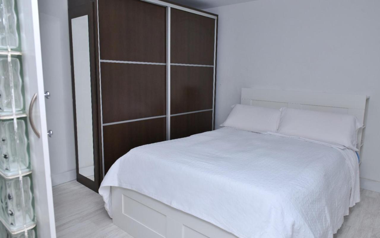 Departamentos C&G Apartment Madrid Exterior photo